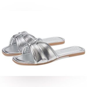Seychelles silver metallic sandal 7.5